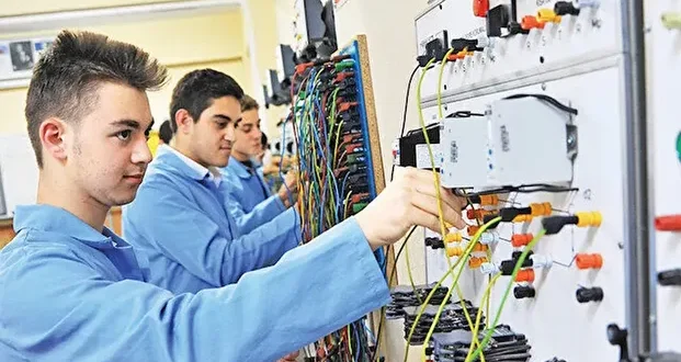 MESEM VE TUTUKLANAN ÇOCUKLAR EDEBİYATI