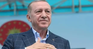 ‘TAYYİP’ KANUNİ SELÇUK SİNAN’DIR, KÜLLİYE İSE ; TOPKAPI SARAYI…